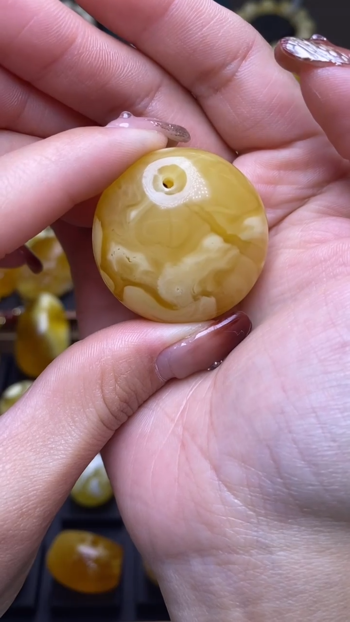 【闪购商品】琥珀裸石未镶嵌葵. 11