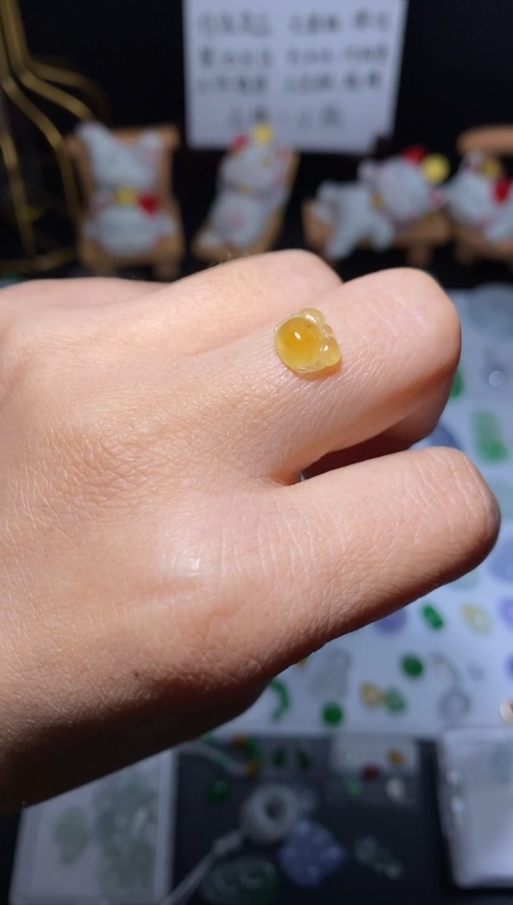 未镶嵌定制翡翠螃蟹
