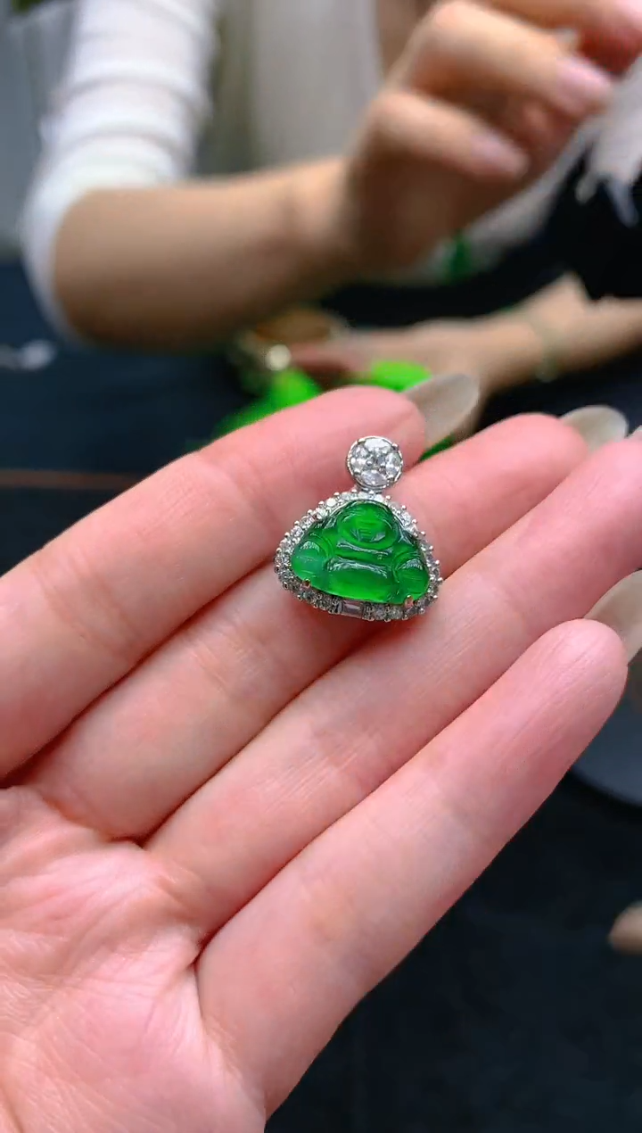 翡翠未镶嵌颈饰天然A货翡翠