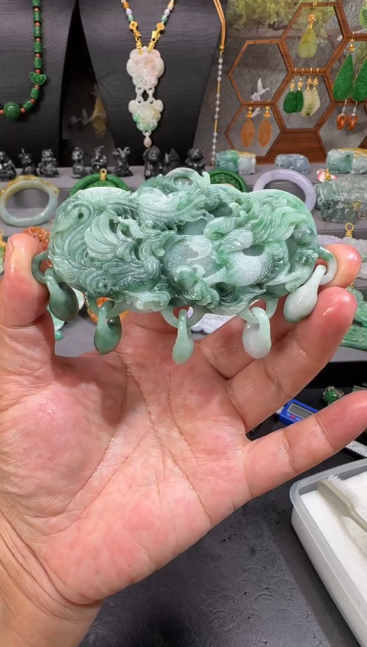 【闪购商品】定制翡翠未镶嵌牌子