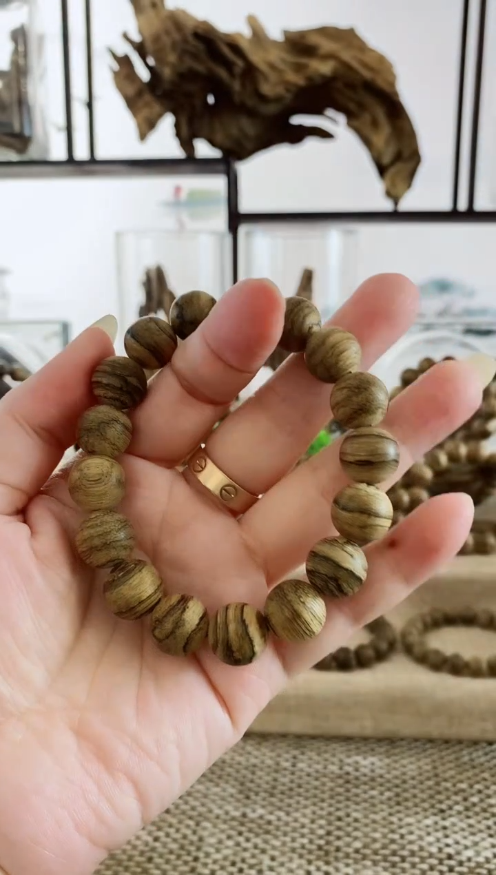 沉香手串正区达拉干软丝百年老料13+MM单圈