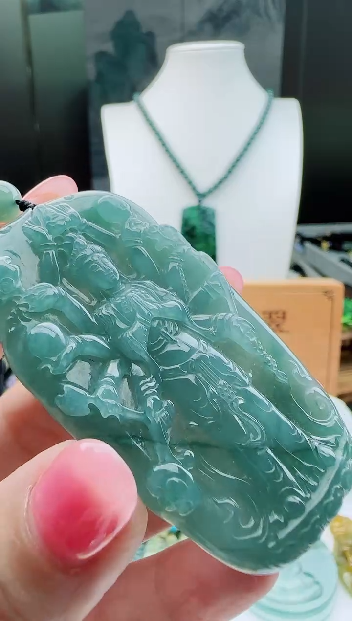 【闪购商品】翡翠颈饰未镶嵌11111111