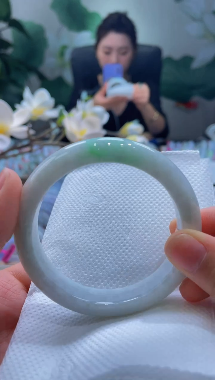 【闪购商品】翡翠未镶嵌手镯036手镯57.8