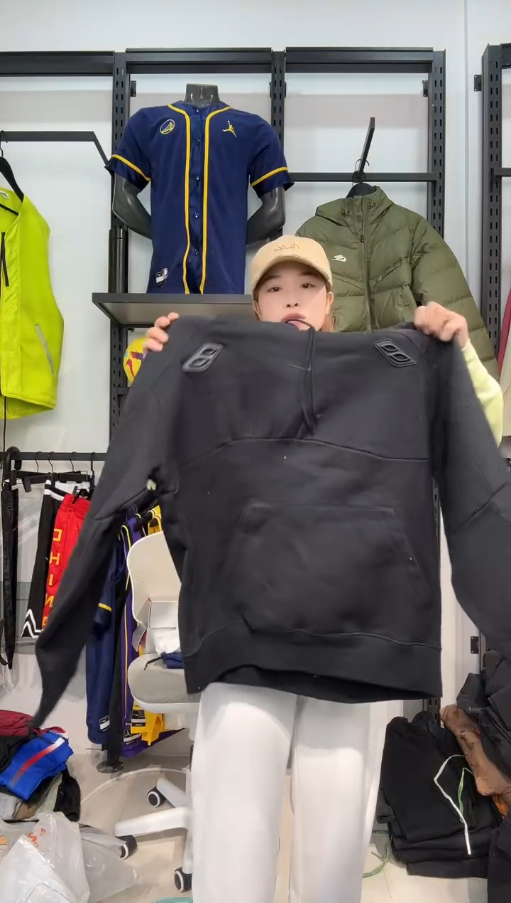 3287闪购编码 Nike/Jordan运动卫衣裤以直播间过款为准 尺码  l