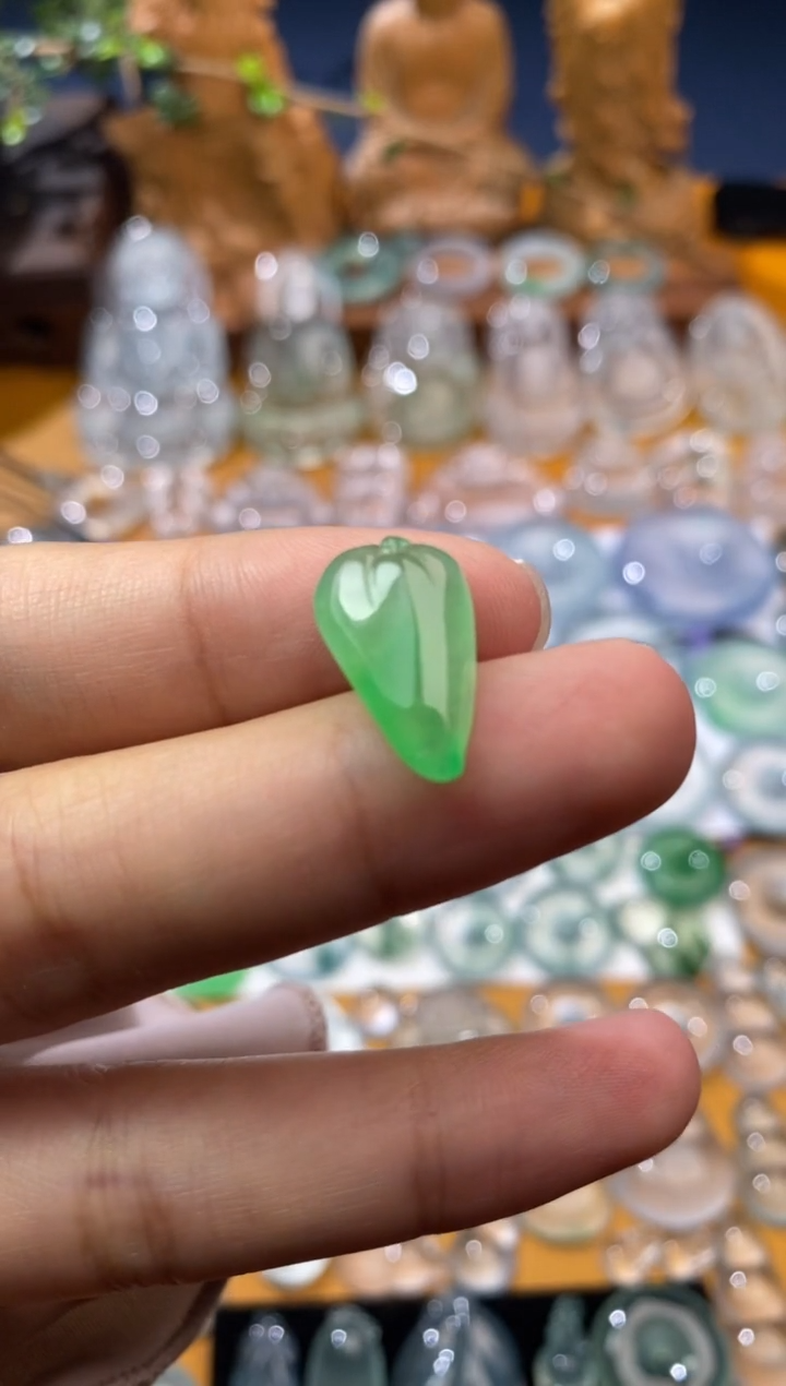 定制翡翠未镶嵌福瓜17.1*10.3*5.2