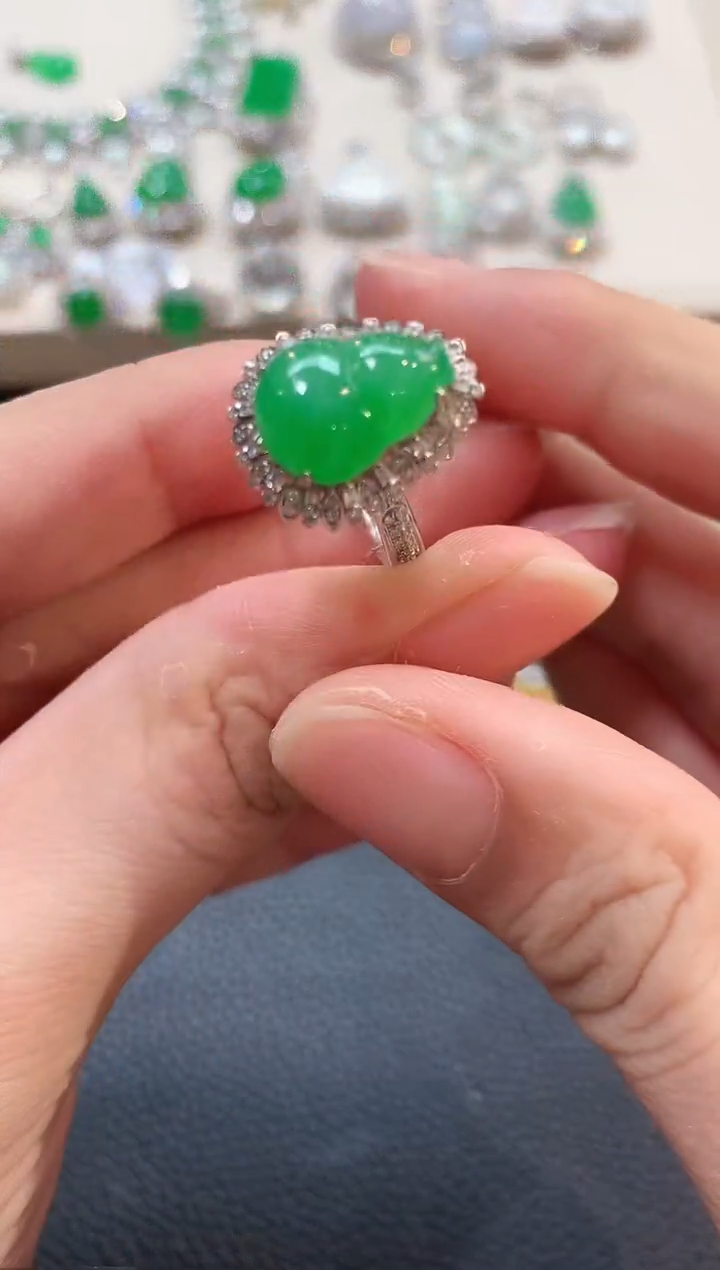 翡翠戒指18K金镶嵌b96   