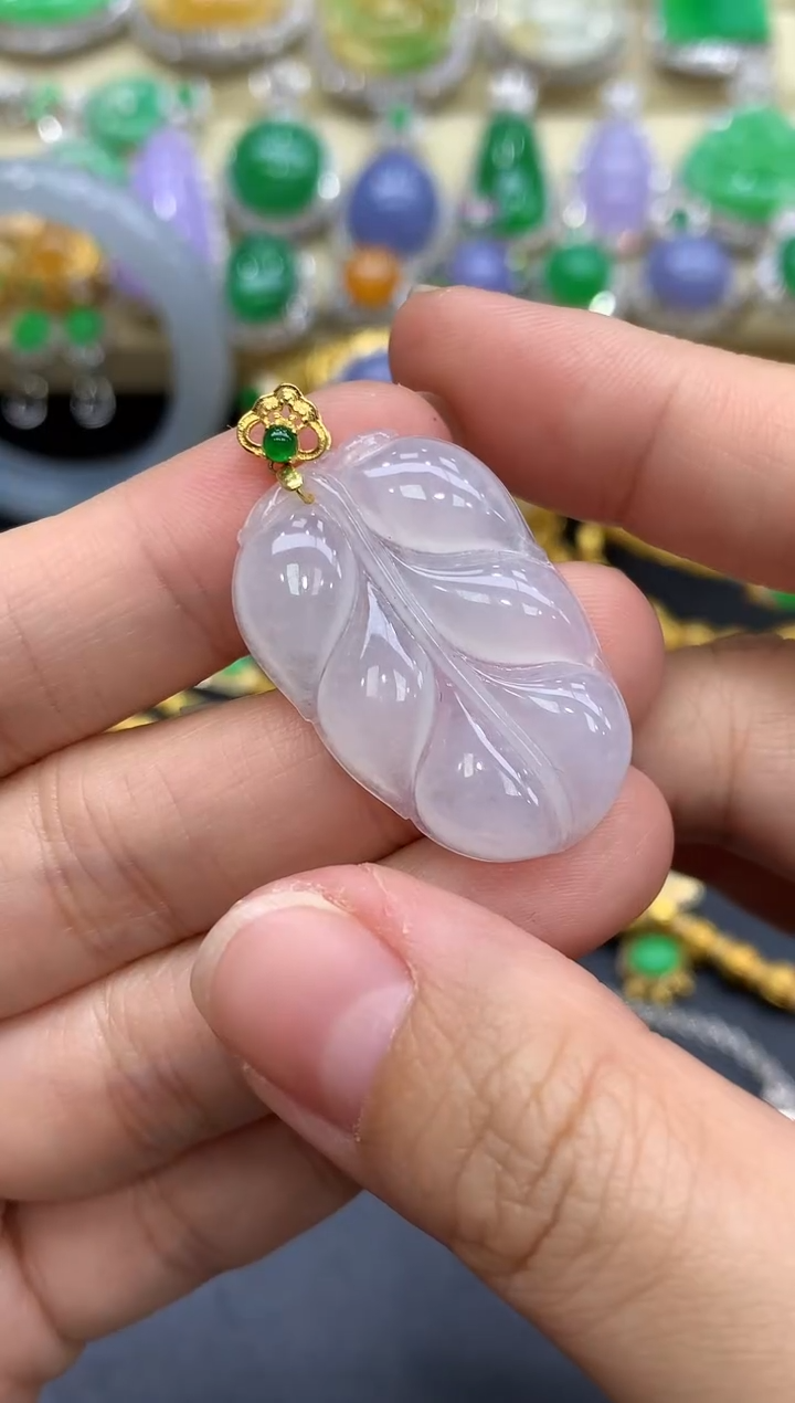 颈饰18K金镶嵌翡翠392-中国好珍宝