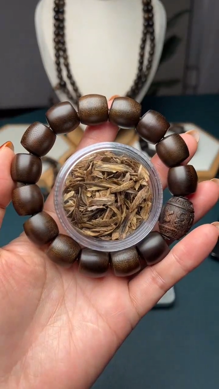 沉香沉香碎屑14mm越南芽庄白奇楠沉水