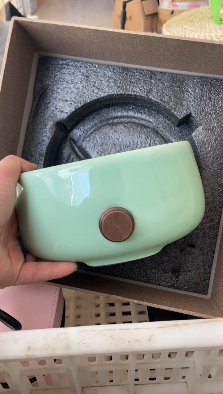 杯子瓷无运费险有瑕疵的摄影的产品有使用过的痕迹有点脏介意勿拍