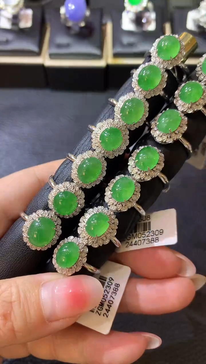 【闪购商品】翡翠戒指18K金镶嵌C19 多样性发货一件