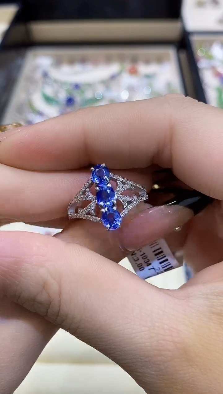 银S925镶嵌戒指定制蓝宝石楚楚珠宝中古甄选不退换