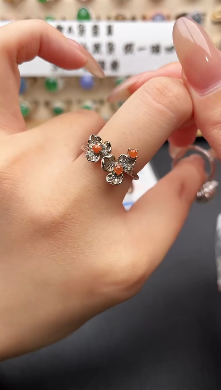 银S925镶嵌戒指翡翠一物一证一礼盒