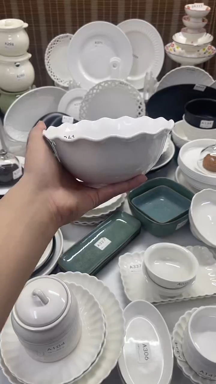 瓷【最后一单】5.5英寸花型碗2个装