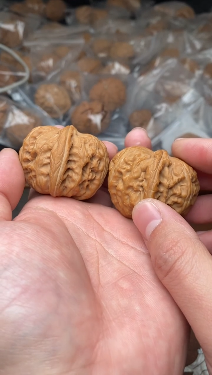 【闪购商品】文玩核桃把件G13号43尺元宝