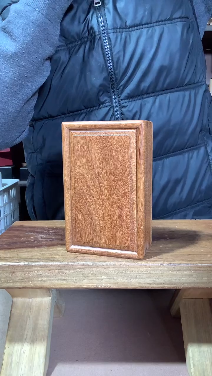 木金星檀机关盒  