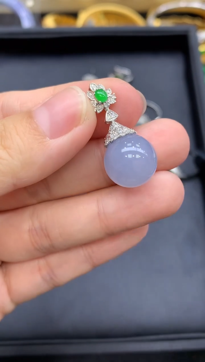 颈饰18K金镶嵌翡翠432-中国好珍宝