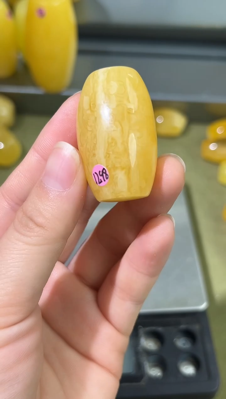 裸石琥珀未镶嵌琥珀蜜蜡吊坠