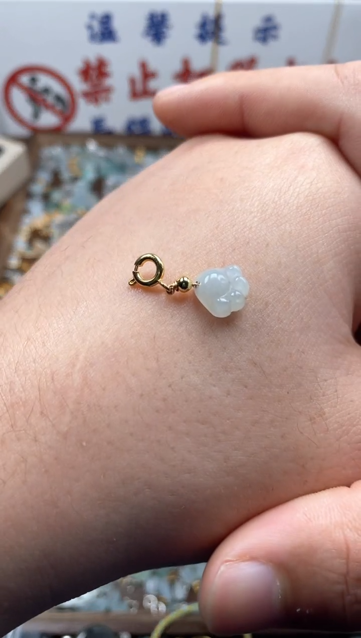 【闪购商品】翡翠颈饰未镶嵌哥哥