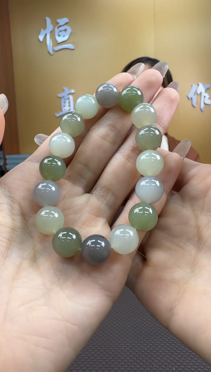 【闪购商品】和田玉手串未镶嵌11-12多样性，发一