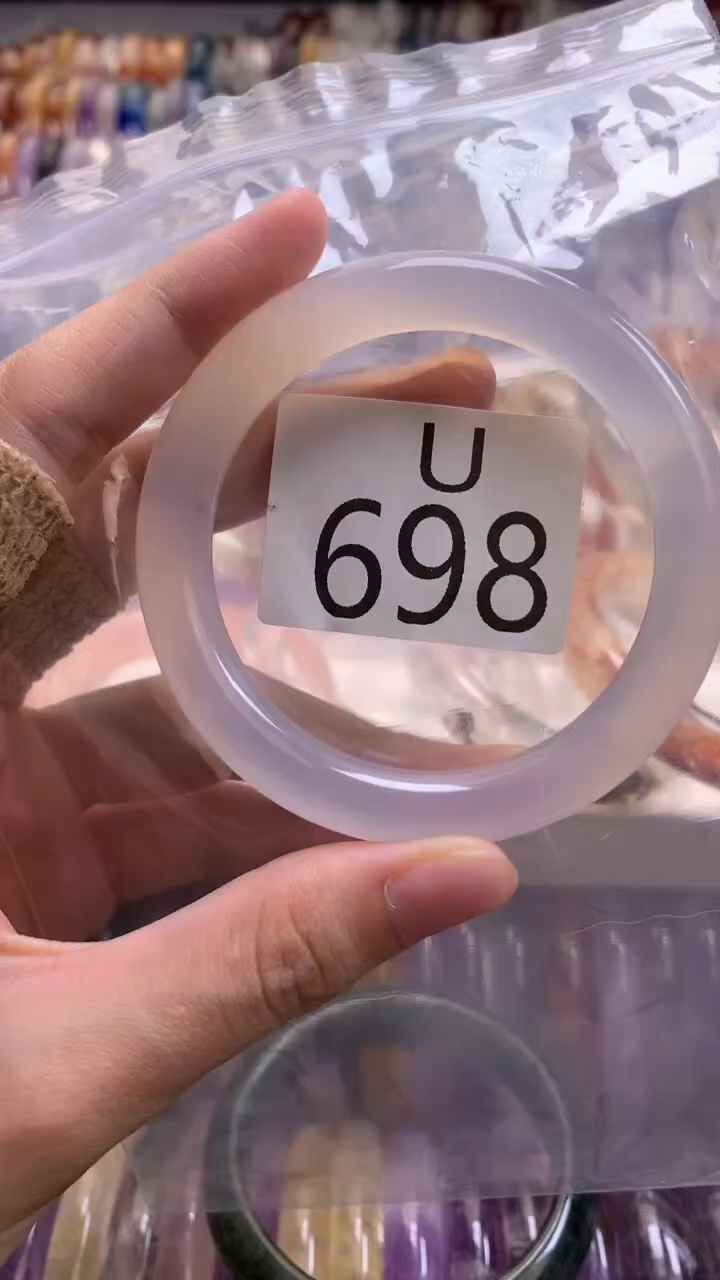 水晶手镯（圆镯）未镶嵌水晶手镯698-55