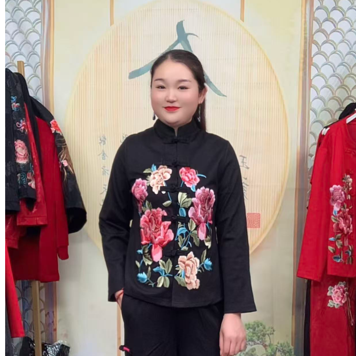 新中式秋冬季新款民族风重工刺绣绣花牡丹唐装大码开衫上衣妈妈装