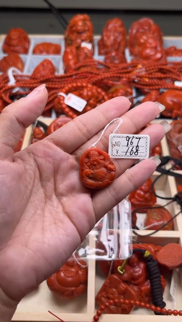 【闪购商品】南红玛瑙珠宝奇石未镶嵌967