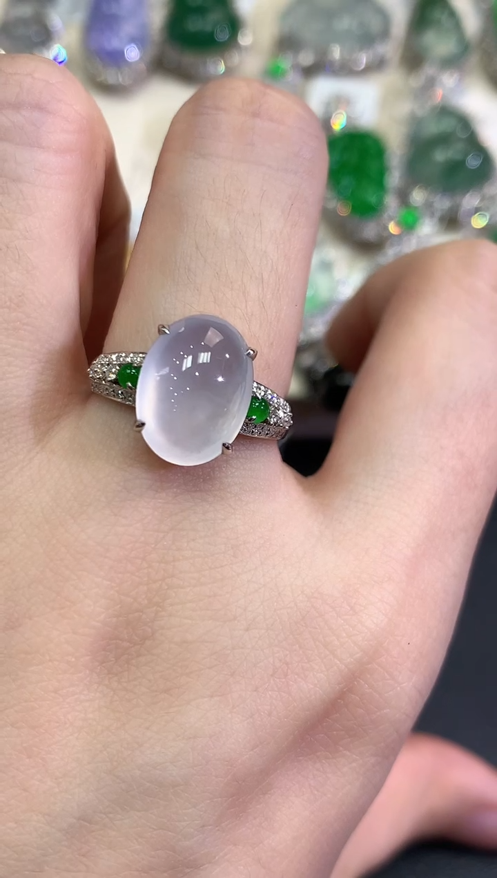 【闪购商品】翡翠戒指18K金镶嵌D44   