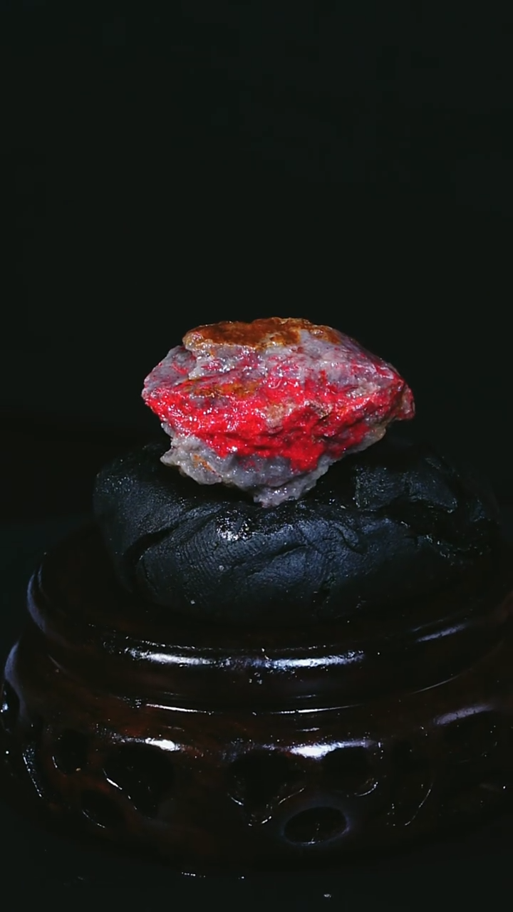 昌化石昌化鸡血石