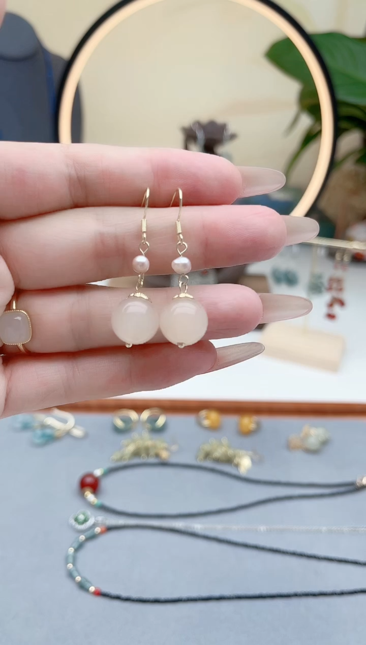 银S925镶嵌淡水珍珠耳饰660