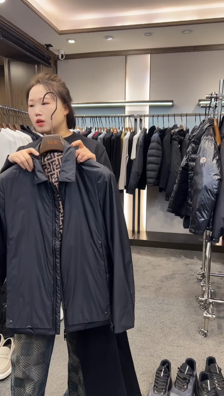 ？特价商品不退换52码