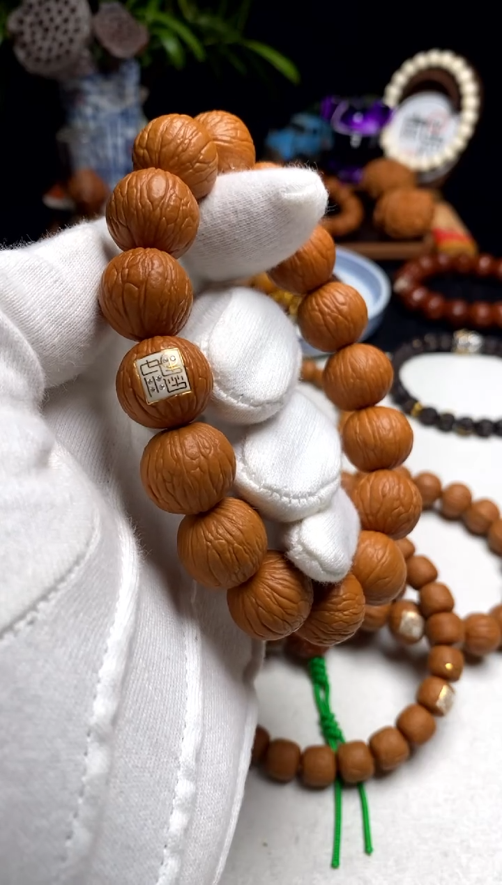 【闪购商品】猴头核桃手串雨墨臻至聚宝盆