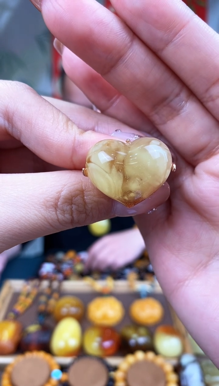 【闪购商品】琥珀裸石银S925镶嵌基地发货 一物一证 顺丰包邮