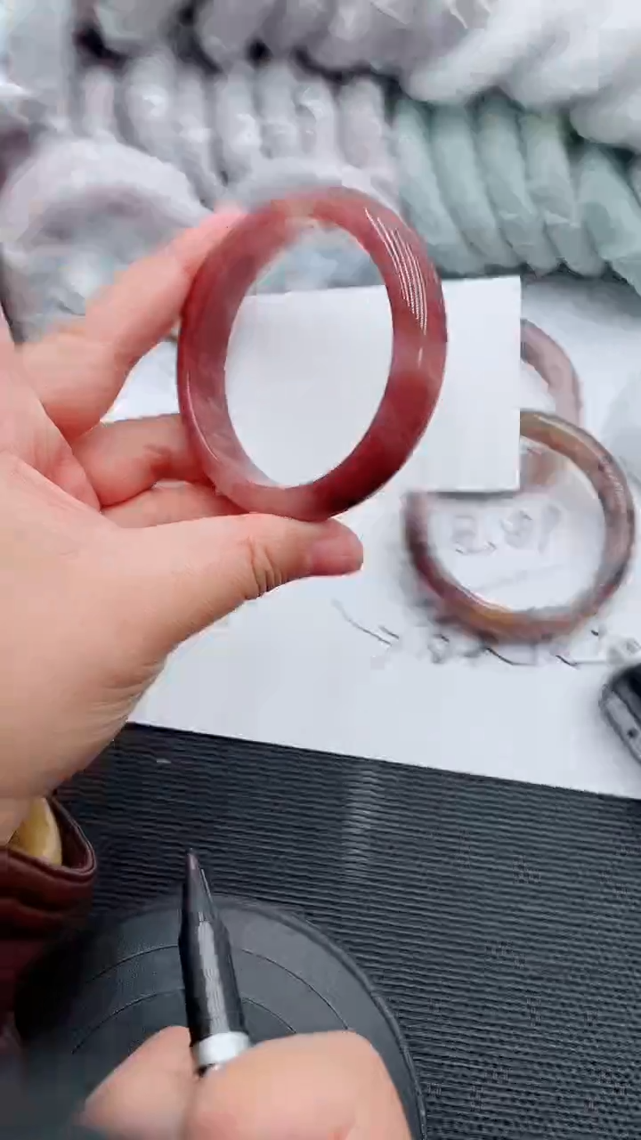 未镶嵌手镯石英质玉37-58-57