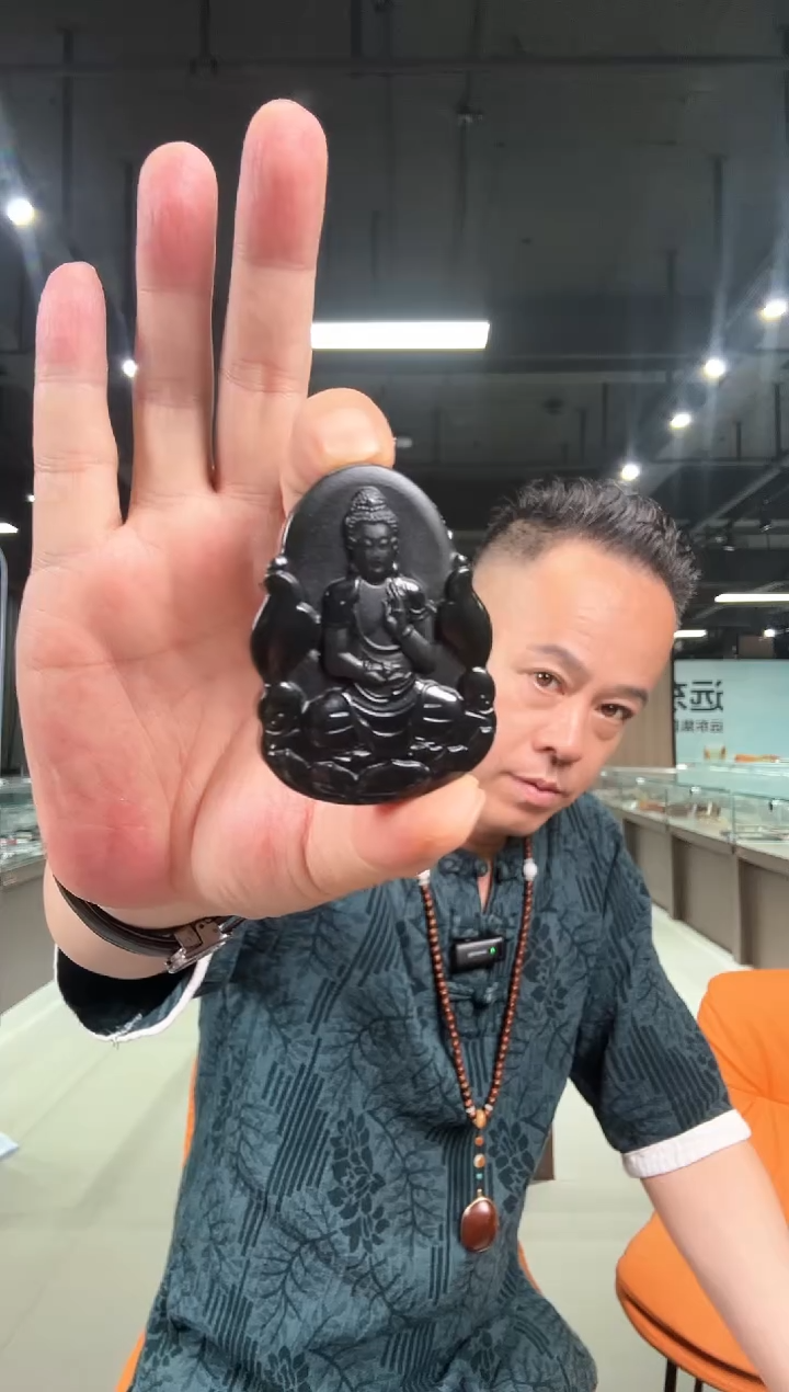 和田玉未镶嵌挂件和田玉观音挂机猪