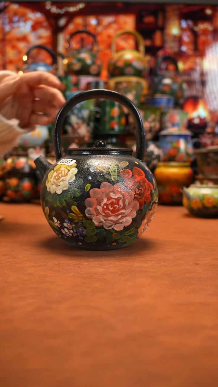 油画   釉下彩  壶