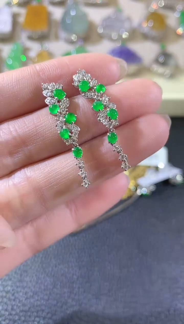 【闪购商品】翡翠耳饰18K金镶嵌C45翡翠