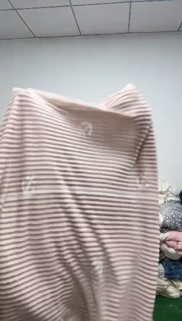 法兰绒1.8X2.2面料尺寸主播介绍为准面料瑕疵