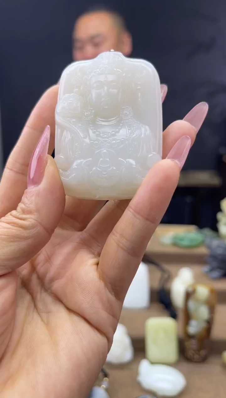 颈饰未镶嵌和田玉1