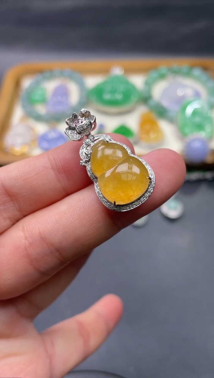 【闪购商品】翡翠颈饰18K金镶嵌35..........