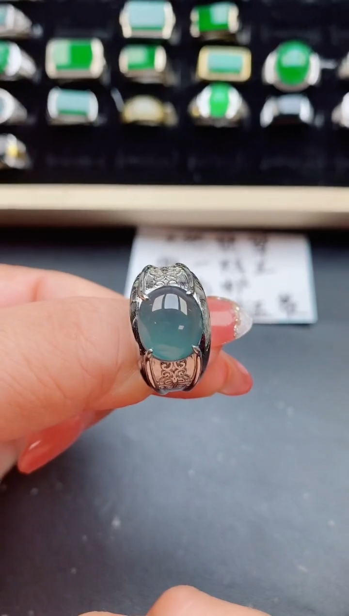 【闪购商品】翡翠戒指银S925镶嵌0585