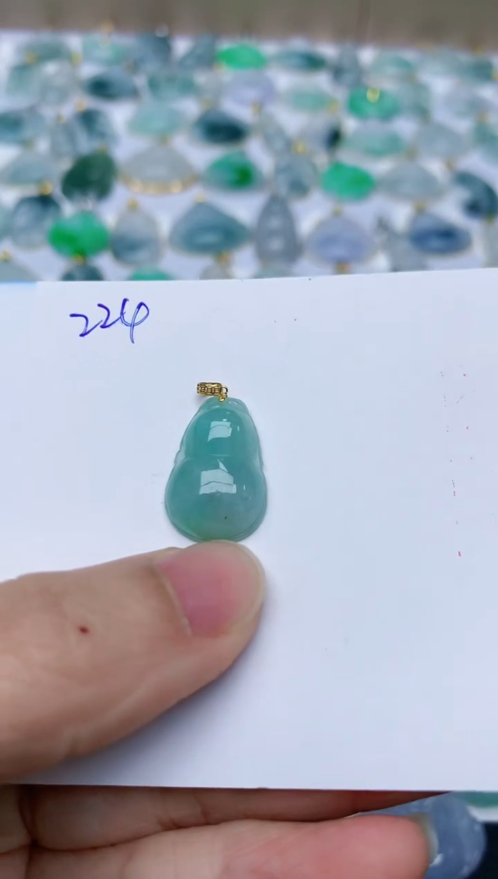 【闪购商品】翡翠颈饰18K金镶嵌天然翡翠A货    