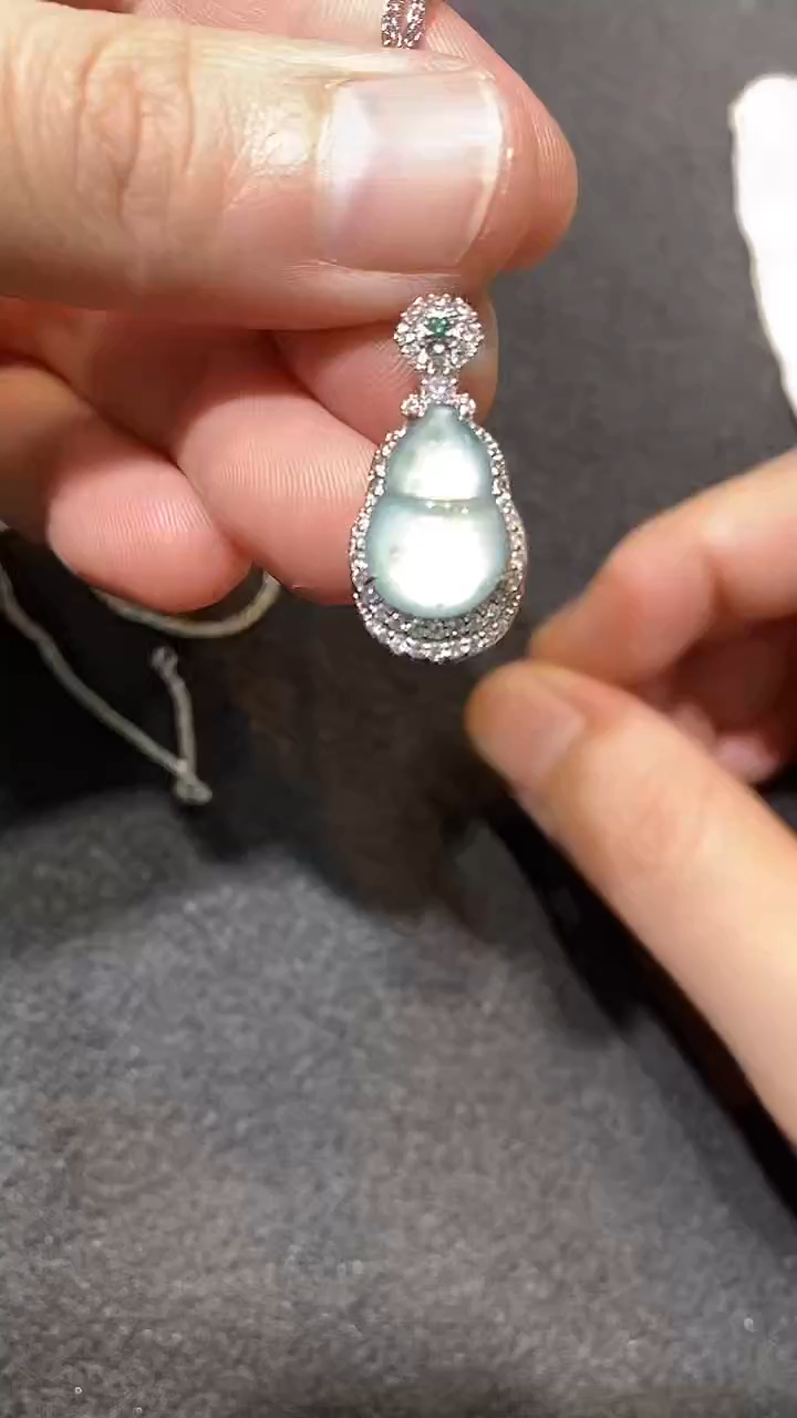 翡翠未镶嵌吊坠(不含链)多样性发货不含链其一