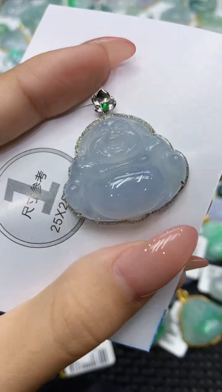 颈饰18K金镶嵌翡翠111111111111