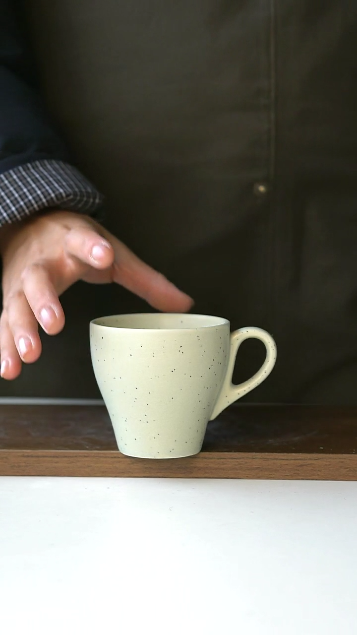 【闪购商品】陶瓷山野绿马克杯200ml@4-2@