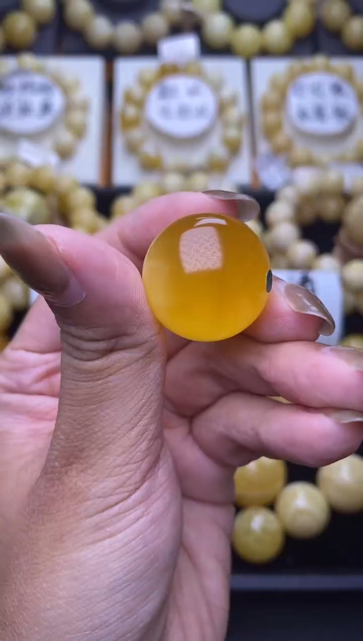 裸石琥珀未镶嵌大小姐珠宝122