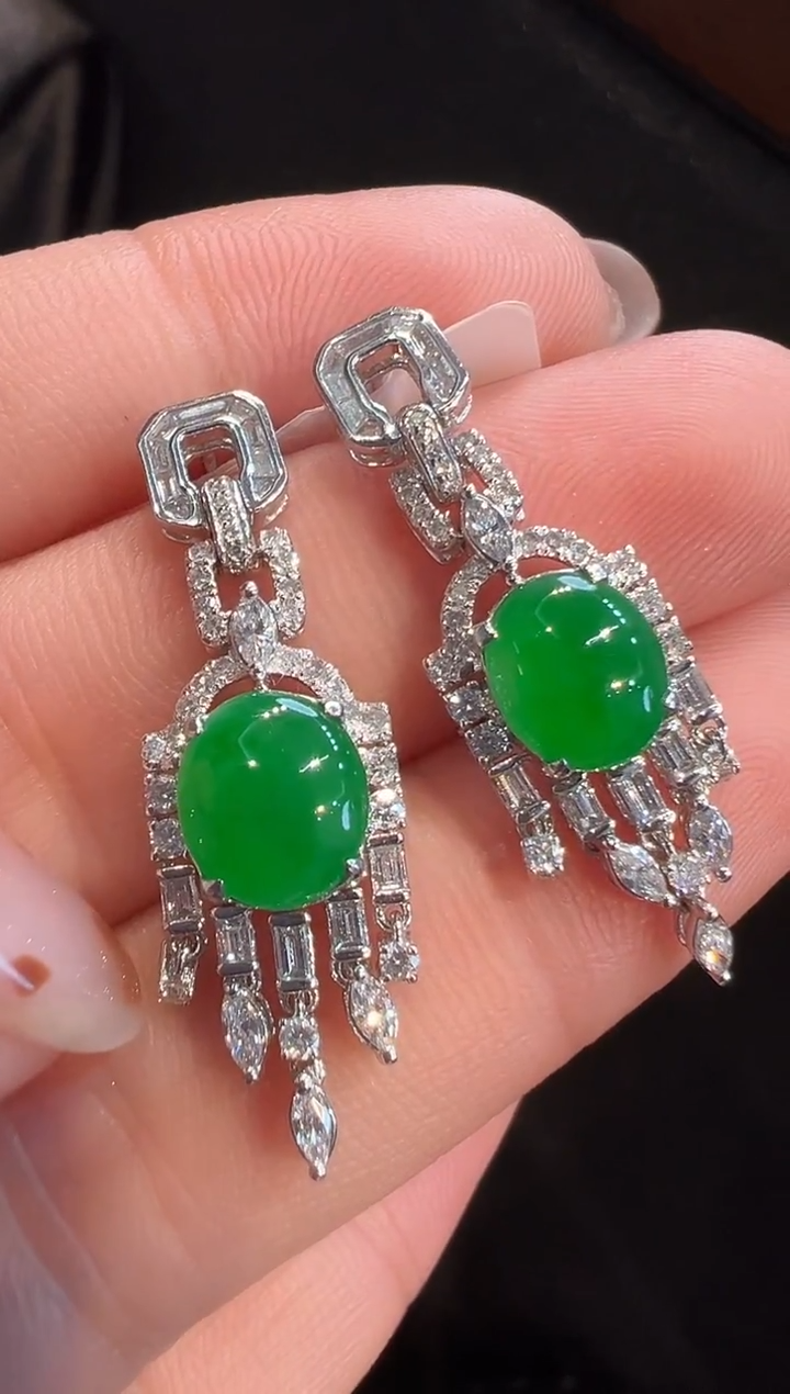 18K金镶嵌翡翠耳饰AL6