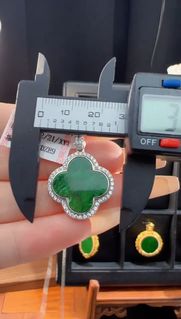 【闪购商品】翡翠吊坠(不含链)银S925镀金镶嵌天然缅甸翡翠A货吊坠