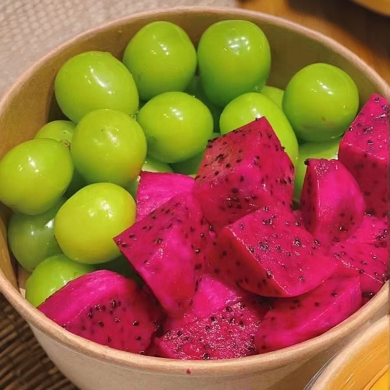 阳光玫瑰＋火龙果约300g