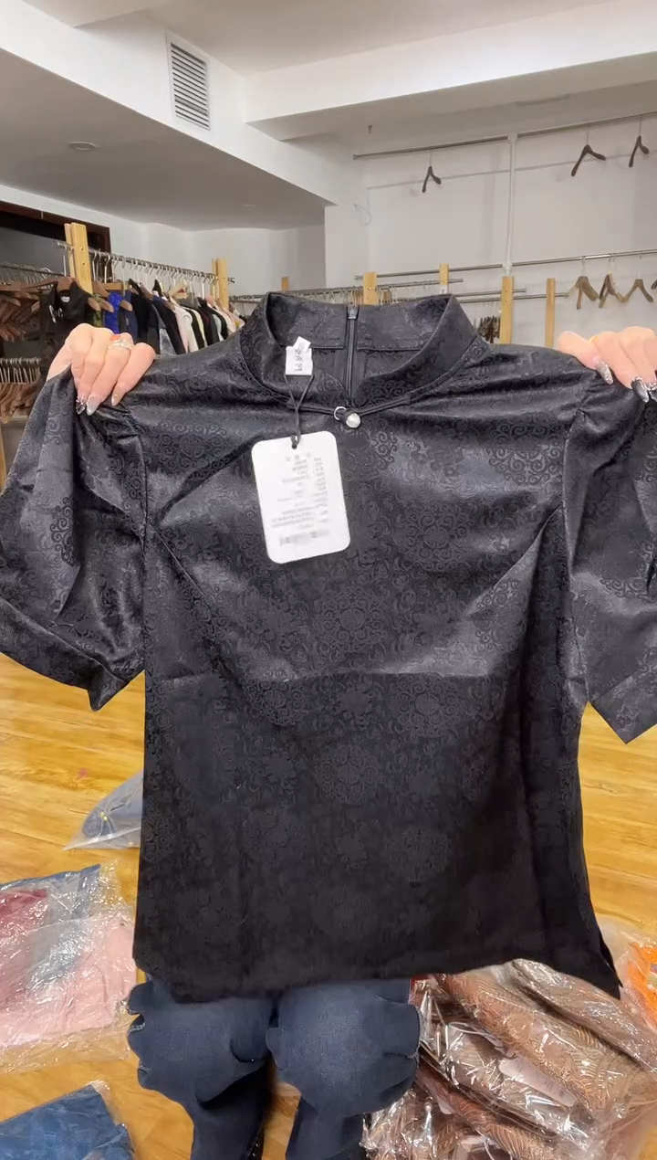 半袖       3XL码    135-145斤