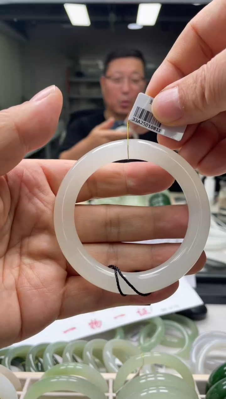 【闪购商品】和田玉手镯未镶嵌编码0811 圈口58-60